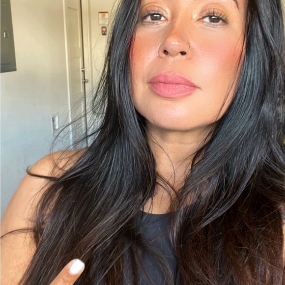 Meet your Posher, Nish - Picture 2 of 2